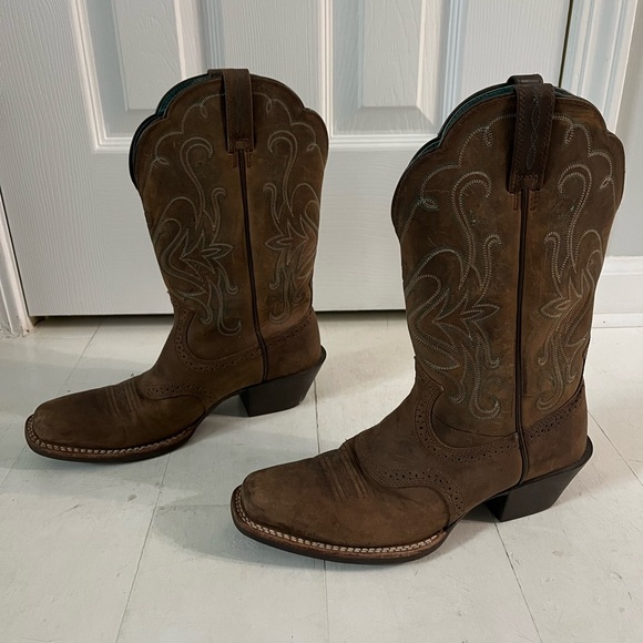 Ariat Boots - Picture 3 of 8